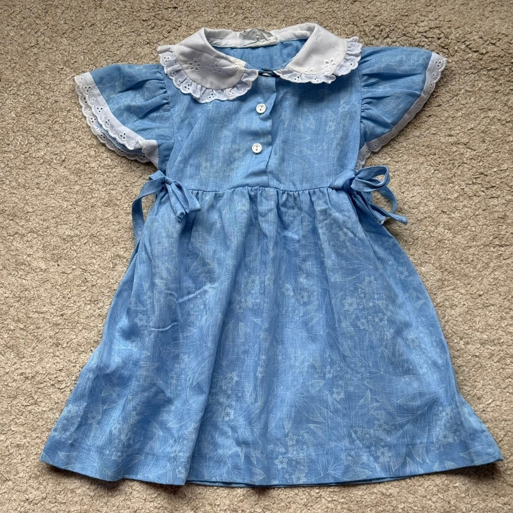 Vintage "Pretty" Blue Floral Eyelet Lace Collar Dress Flutter Sleeve Side Tie